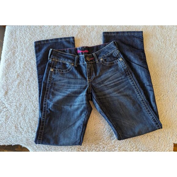 Wrangler Mae Premium Patch Low Rise Boot Cut Jeans  Sz  3/4 x 34 - Picture 5 of 9